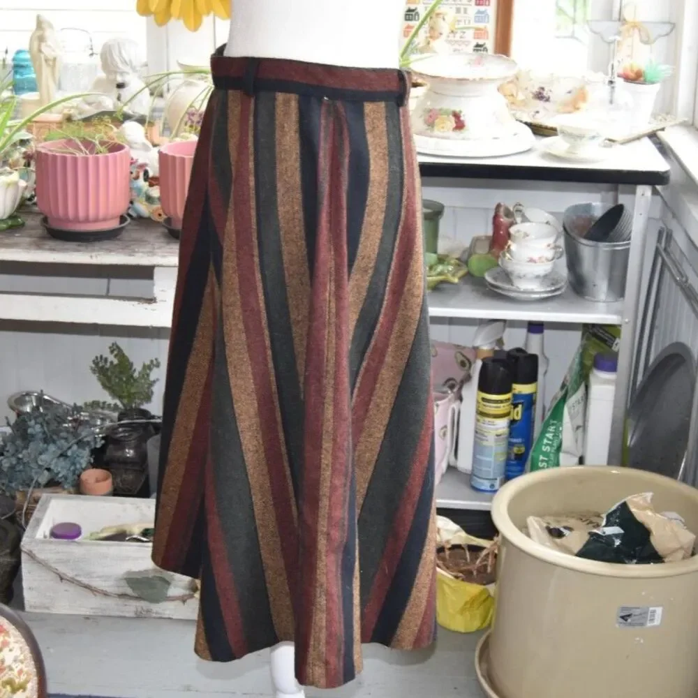 Vintage 70s Chevron Stripe Midi Skirt Talon Zip Wool Blend Medium